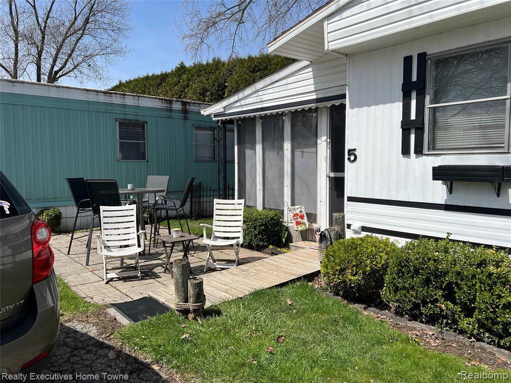 5767 Main Street, Lexington, MI 48450