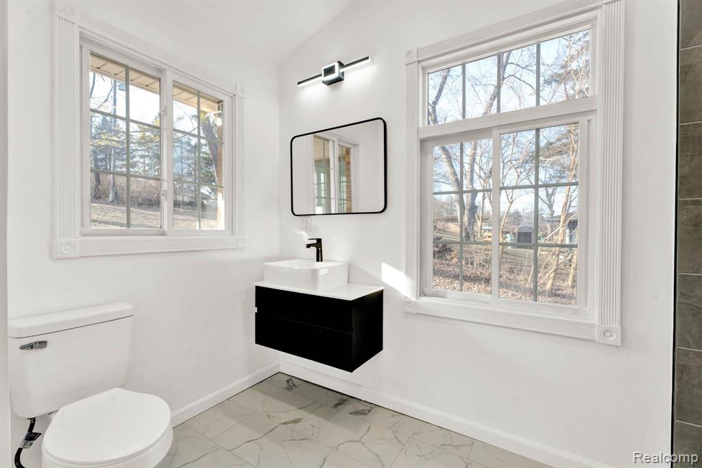 780 Bow Lane, Waterford, MI 48328 — Photo 26