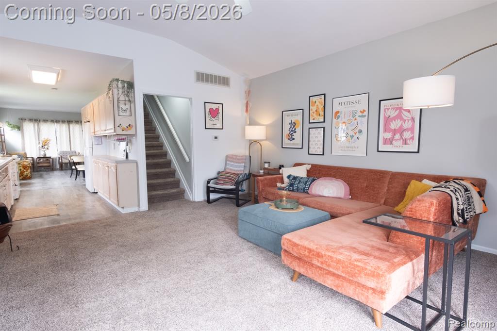 20804 Rensselaer Street, Farmington, MI 48336 — Photo 10