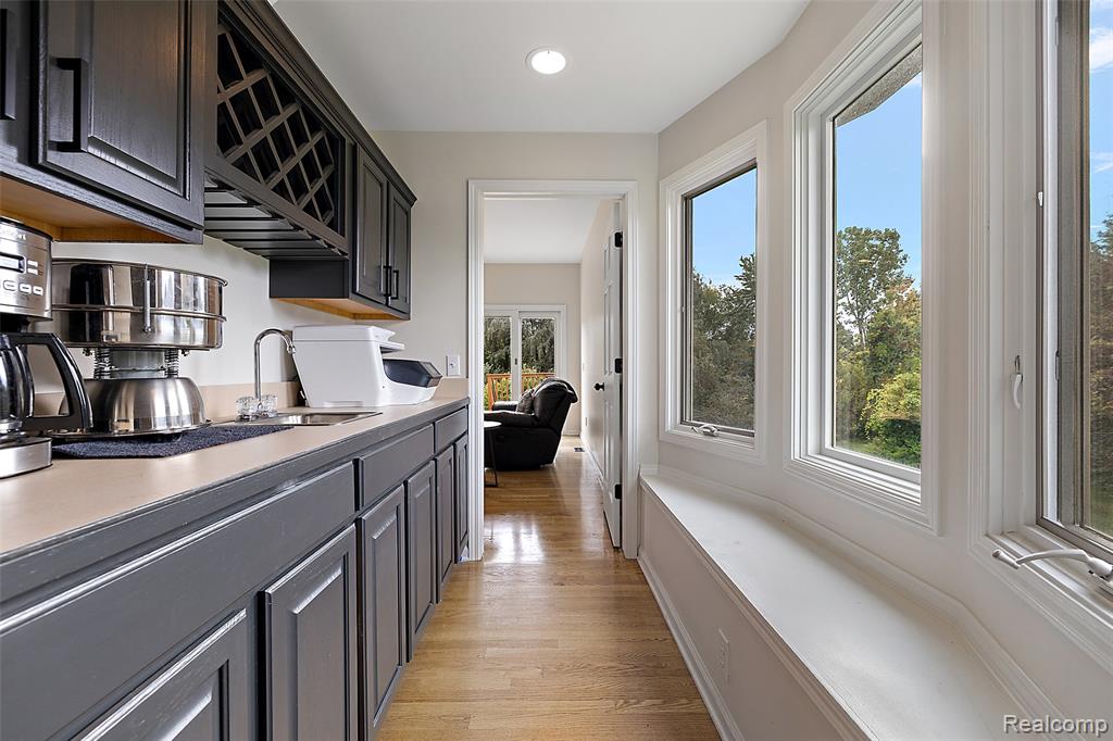 190 Sequoia Lane, Leonard, MI 48367 — Photo 12