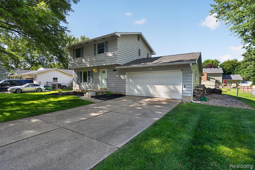 5521 Independence Colony Road, Grand Blanc, MI 48439 — Photo 4