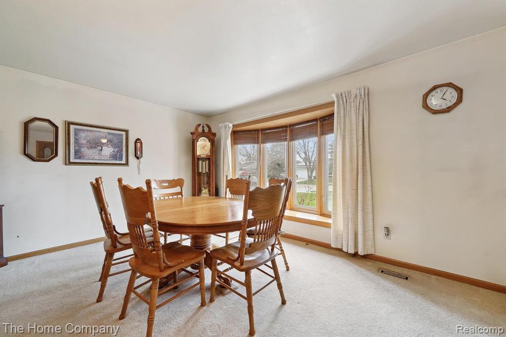 4473 Parkside Boulevard, Allen Park, MI 48101 — Photo 8