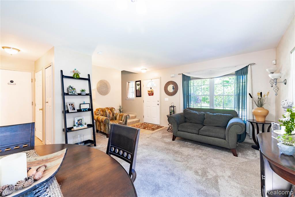 52657 Huntley Avenue, New Baltimore, MI 48047 — Photo 8