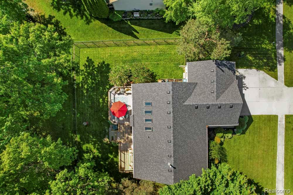 9450 SANDLEWOOD Court, Whitmore Lake, MI 48189 — Photo 13