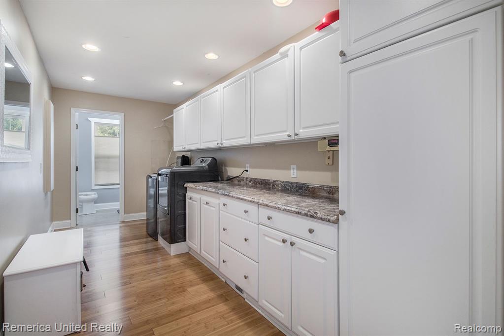 6740 HERBST Road, Brighton, MI 48114 — Photo 27