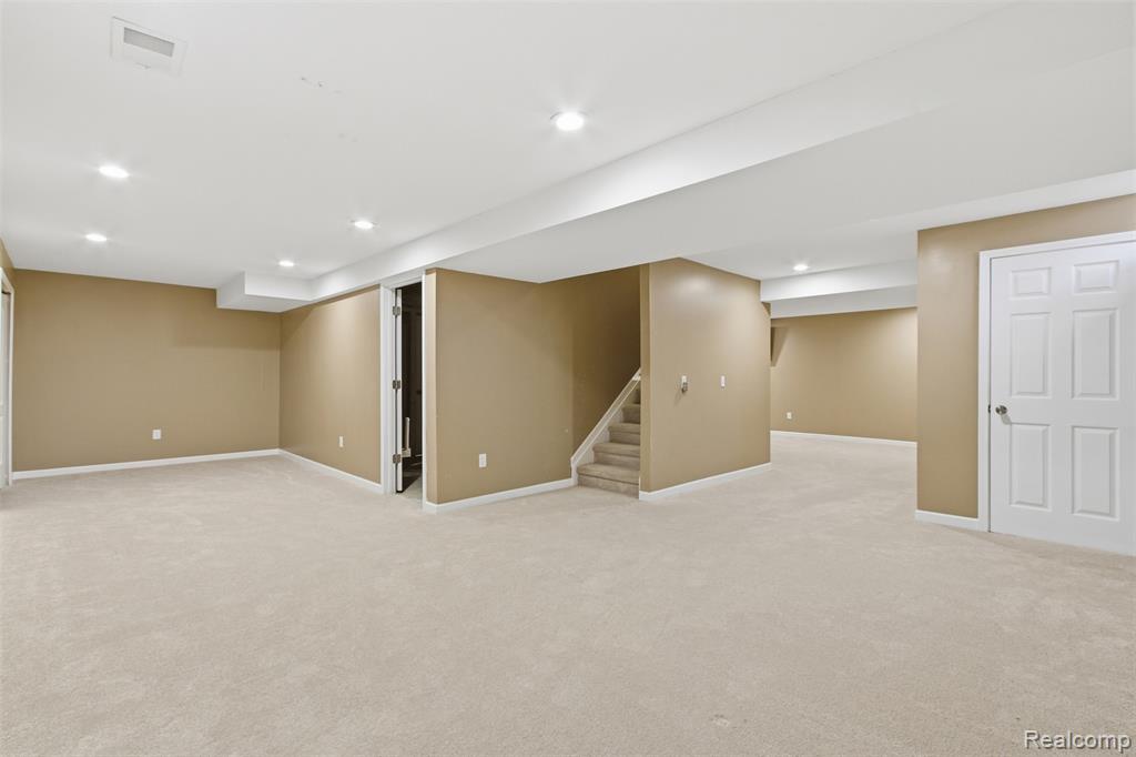 5139 Birkdale Drive, Commerce Twp, MI 48382 — Photo 7