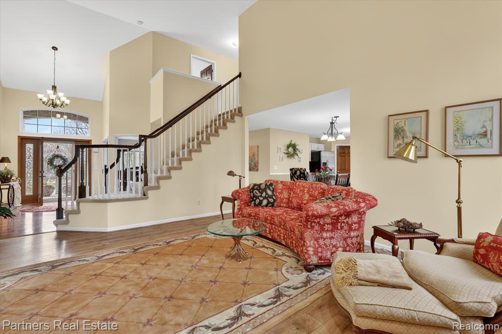 112 Summer Shade Drive, Howell, MI 48843 — Photo 9