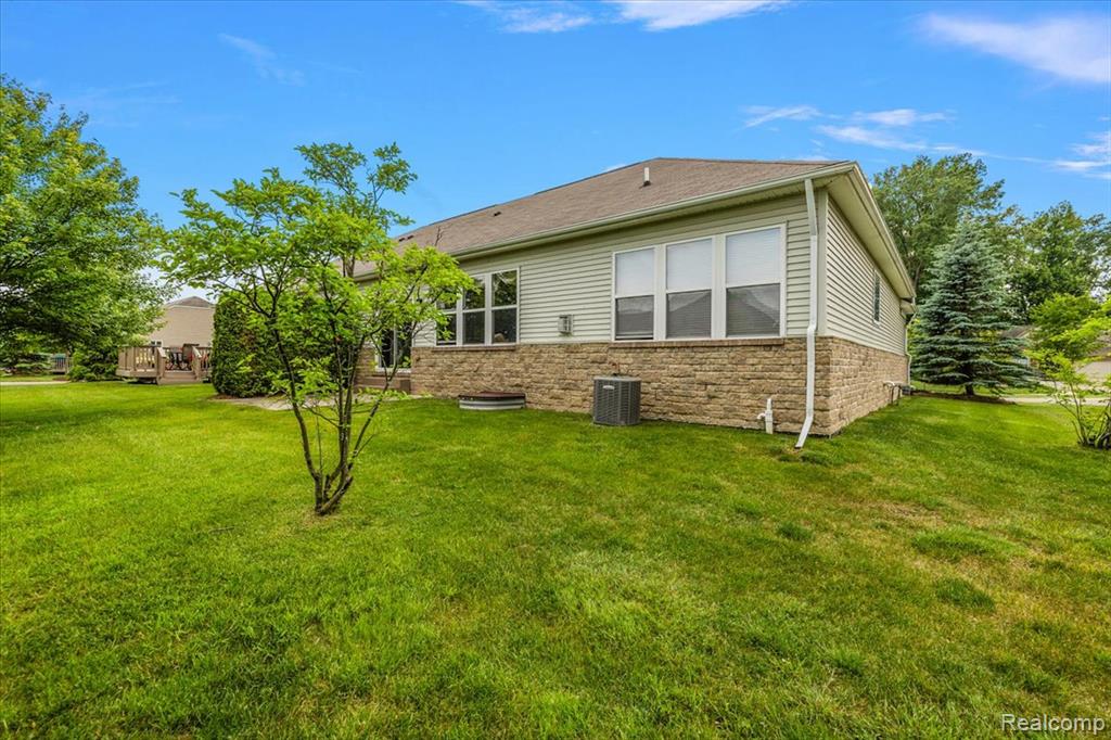 49676 Broadacre Drive, 63, Macomb, MI 48042 — Photo 40