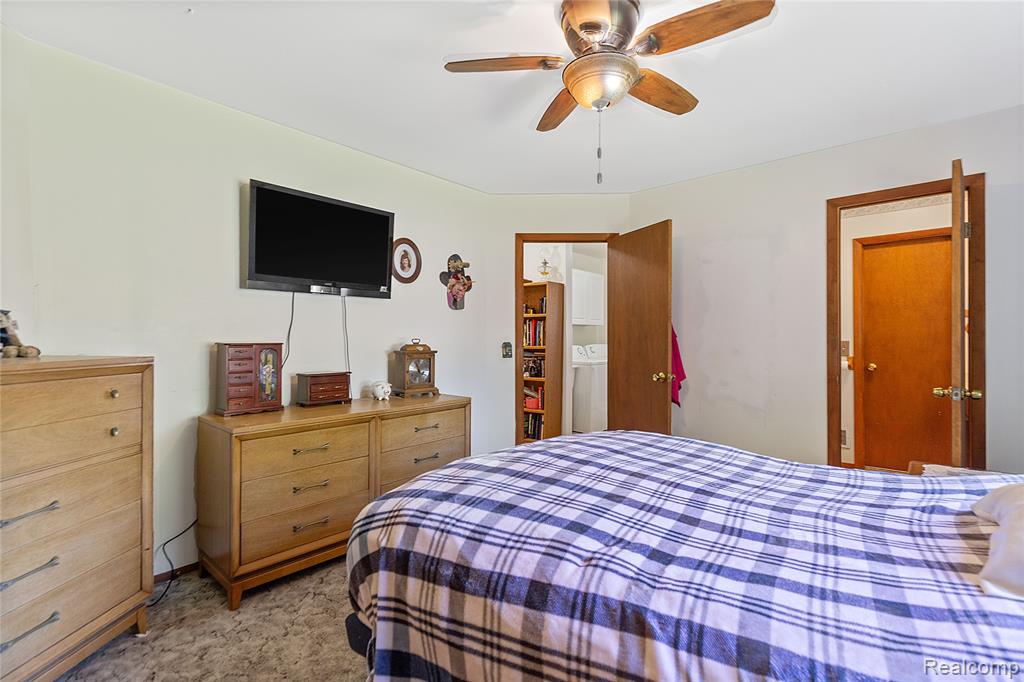 4440 Oakvista Avenue, Clarkston, MI — Photo 13