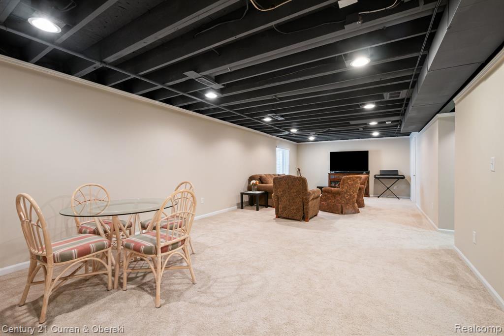 1086 Paddock Drive, South Lyon, MI 48178 — Photo 45