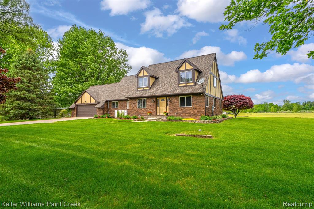 9594 MARQUETTE Road, Wales, MI — Photo 2