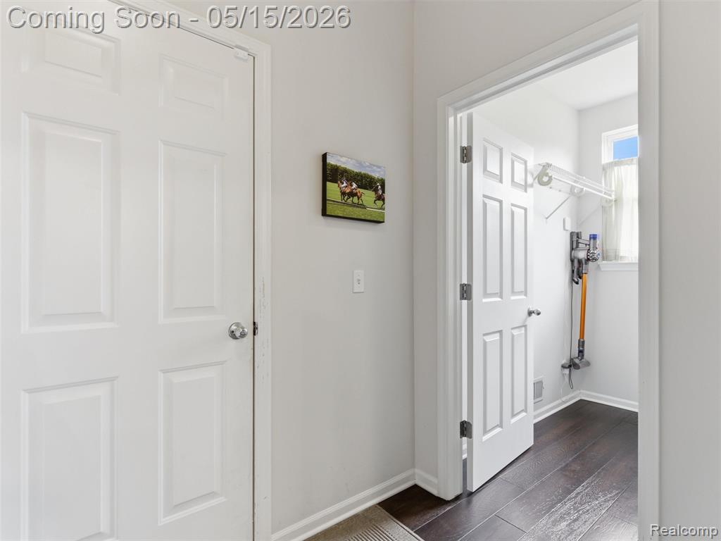 6910 Oakhurst Ridge Road, Clarkston, MI 48348 — Photo 22