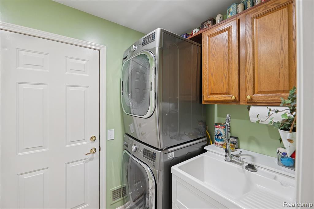 39435 Village Run Drive, Northville, MI 48168 — Photo 22
