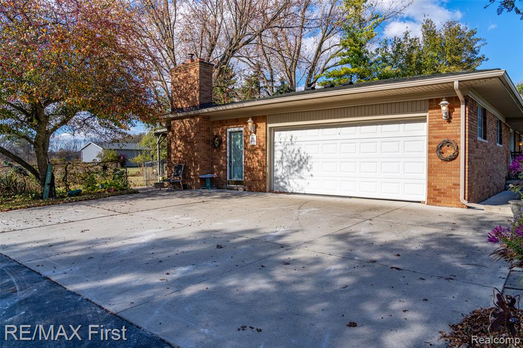 65301 Omo Road, Lenox, MI 48050 — Photo 8