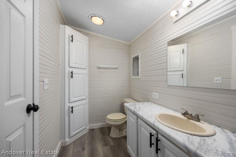8958 CHIPPEWA Trail, Howard City, MI 49329 — Photo 14
