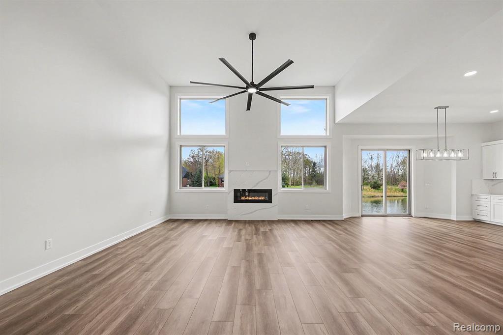 68503 Lake Angela Pointe, Richmond, MI 48062 — Photo 2