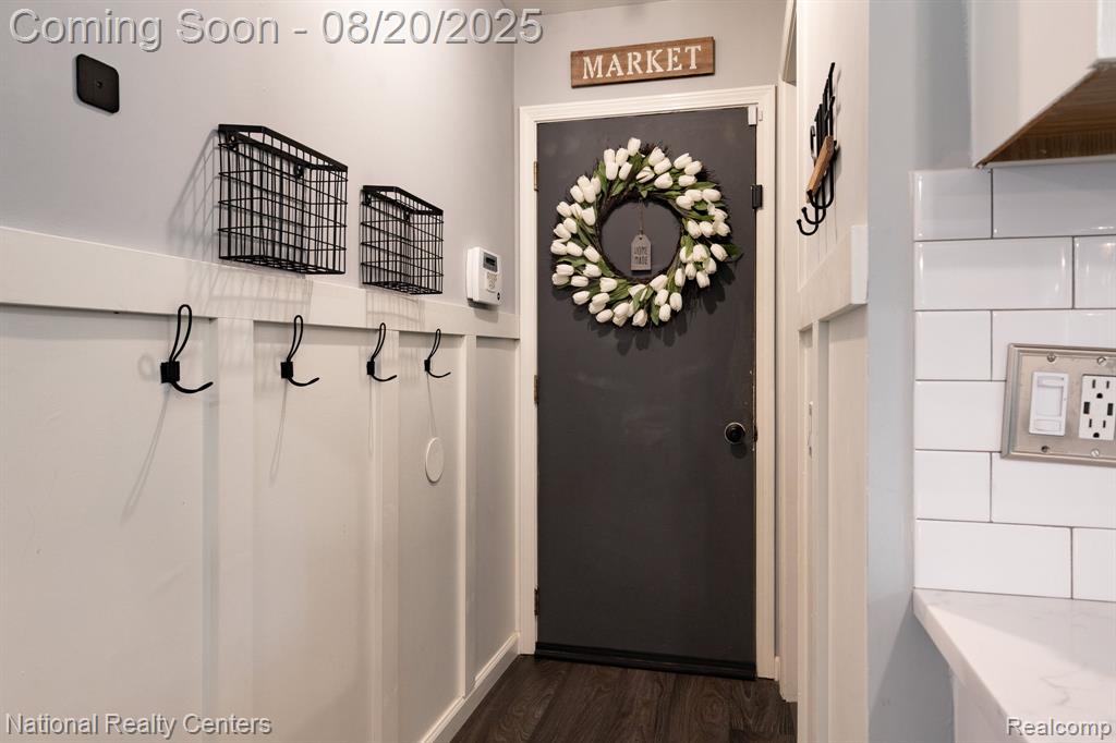 9275 Thendara Boulevard, Clarkston, MI 48348 — Photo 17
