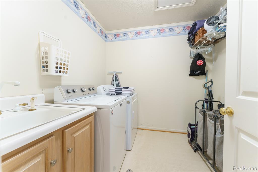 1321 Steeplechase Court, Howell, MI 48843 — Photo 17
