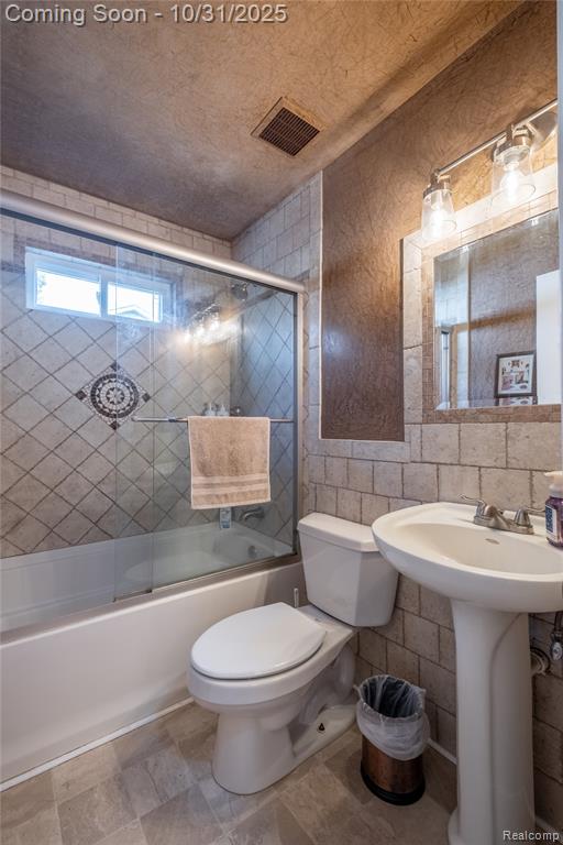 7036 Glen Oak Drive, Grand Blanc, MI 48439 — Photo 17