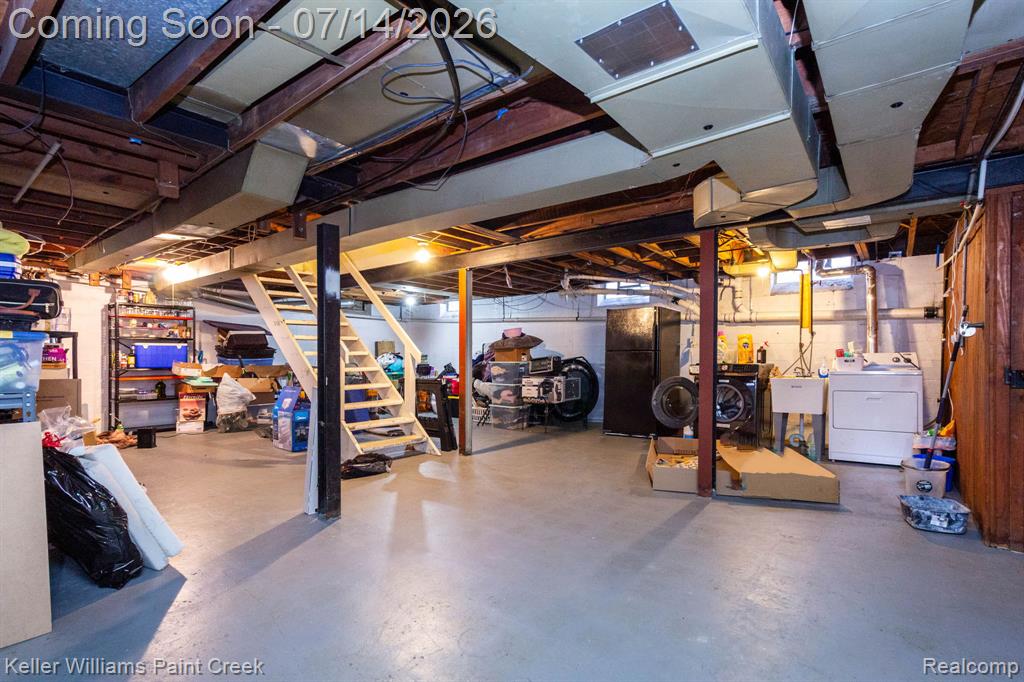 1466 Hampton Rd, Grosse Pointe Woods, MI 48236 — Photo 37