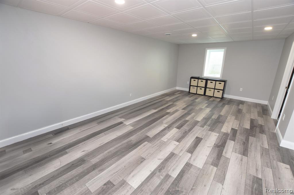 9466 HERITAGE, Goodrich Vlg, MI — Photo 18