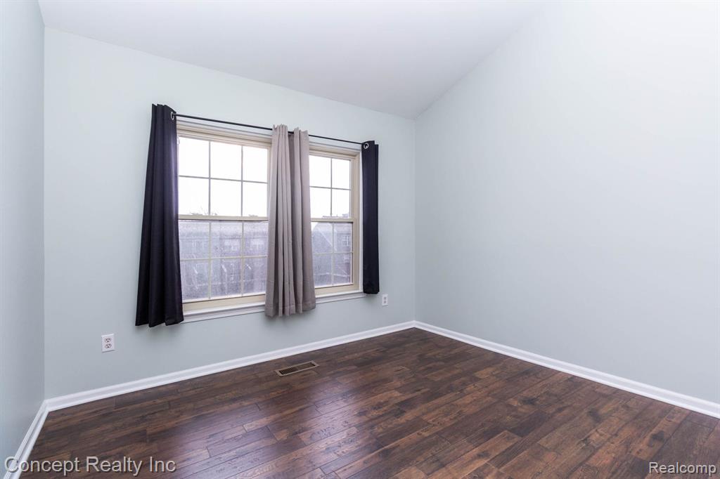 2851 Biddle Avenue, Wyandotte, MI 48192 — Photo 23