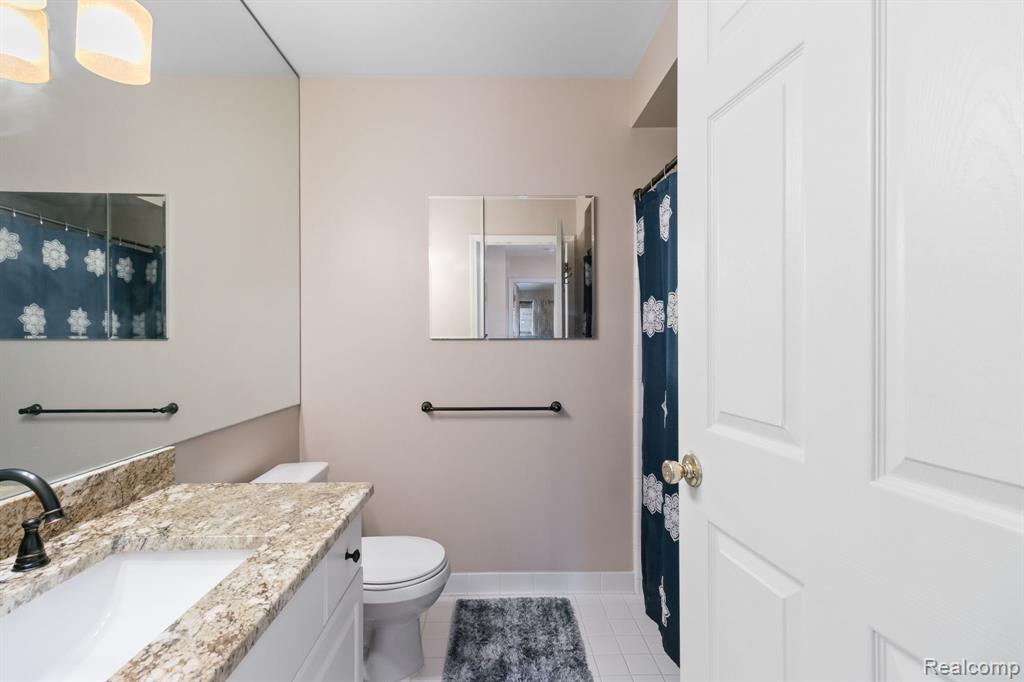 43552 INGLENOOK CT, Sterling Heights, MI 48314 — Photo 24