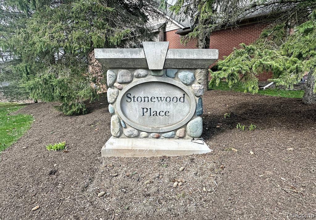 6927 STONEWOOD Place, Clarkston, MI — Photo 75