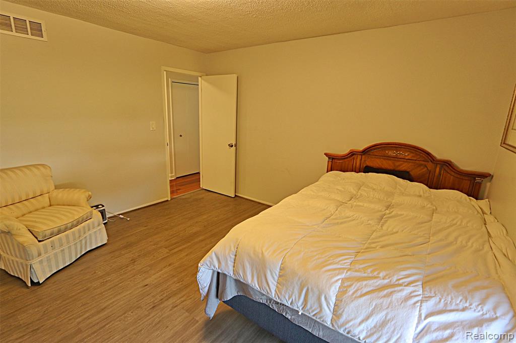 6198 Raintree Drive, Canton, MI 48187 — Photo 23