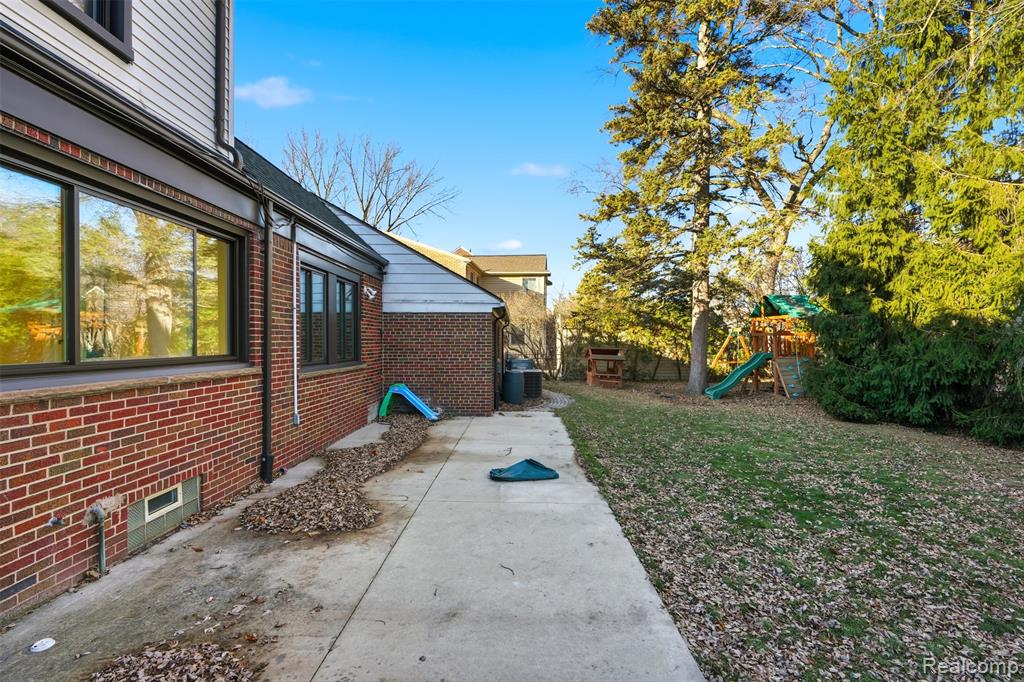 601 S Lafayette Street, Dearborn, MI 48124 — Photo 39