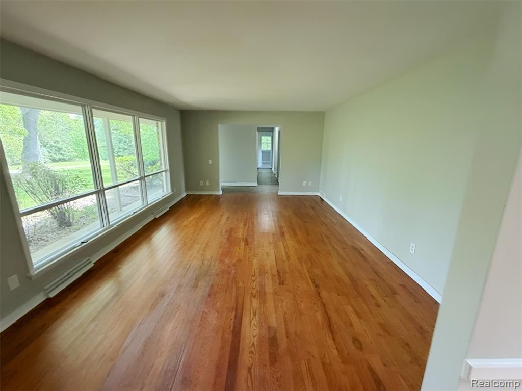 140 DARWIN Road, Pinckney, MI 48169 — Photo 3