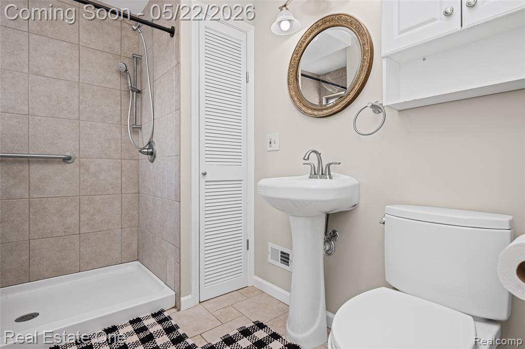 9136 Buckingham Street, White Lake, MI — Photo 33