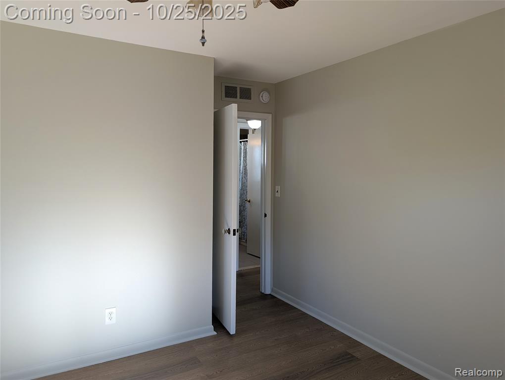7401 Floral Street, Westland, MI — Photo 23