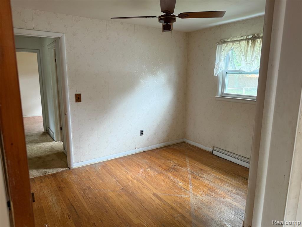 5524 Walling Drive, Waterford, MI 48329 — Photo 11