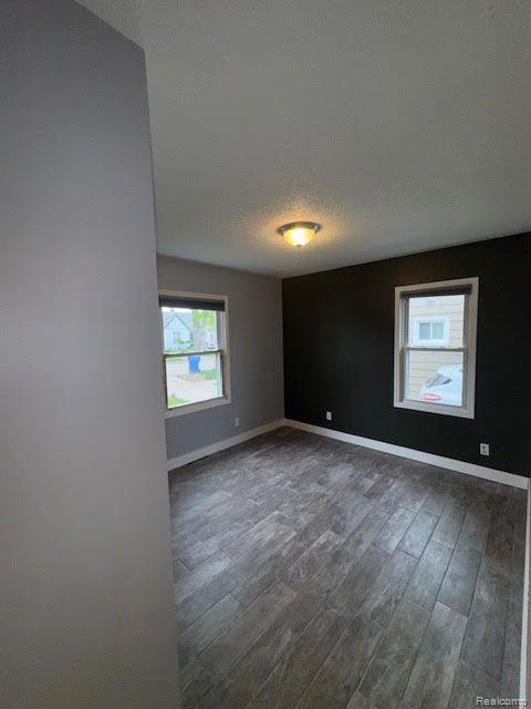 4965 HURON Street, Dearborn Heights, MI 48125 — Photo 6