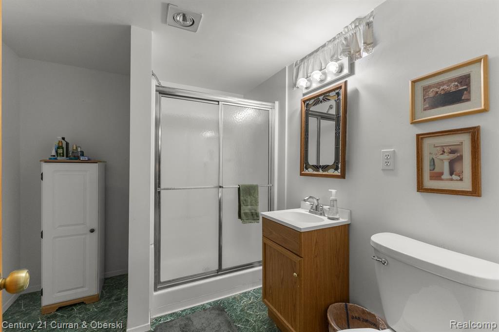 7229 WINONA Avenue, Allen Park, MI 48101 — Photo 29