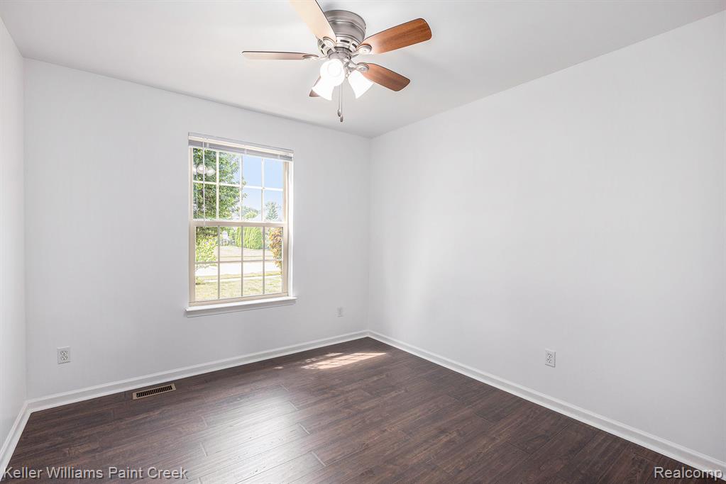 53544 Fox Pointe Drive, New Baltimore, MI 48047 — Photo 19