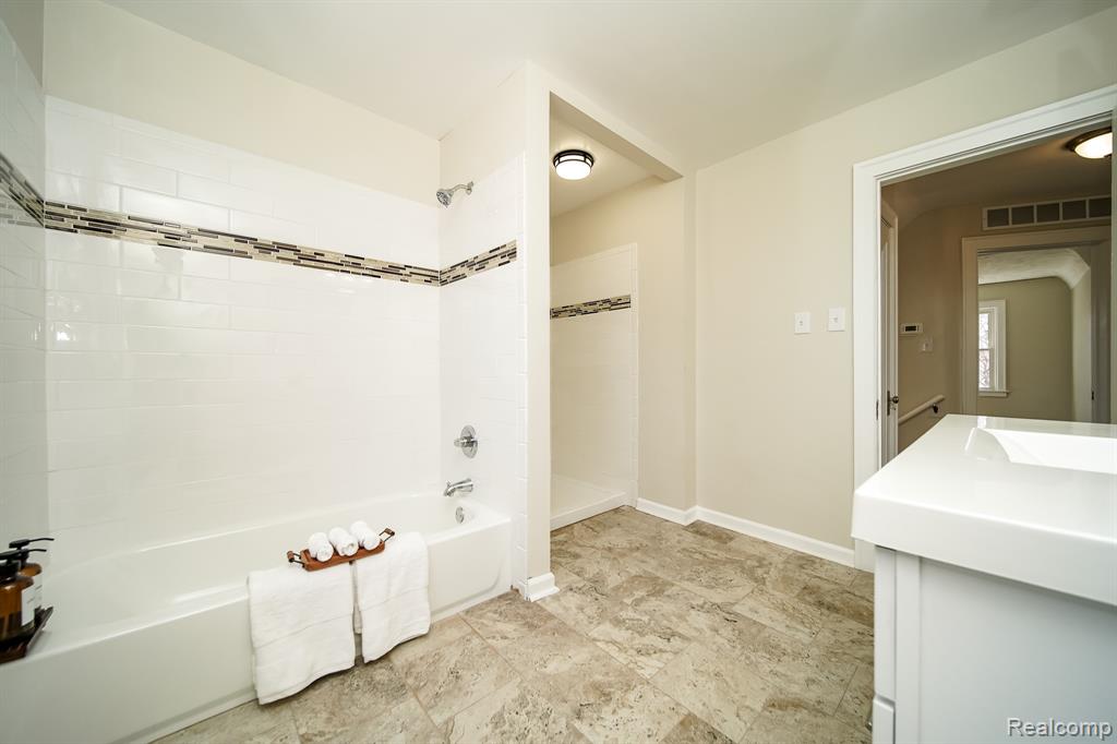 11399 Seminole, Redford, MI 48239 — Photo 50
