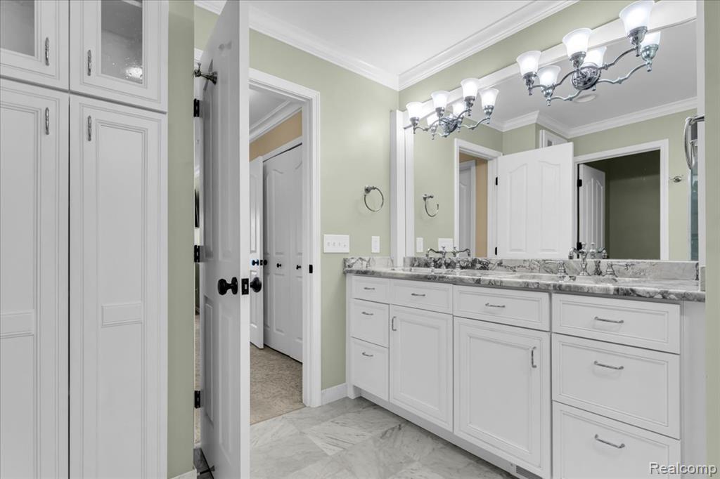 2256 Sudbury Way, Bloomfield Hills, MI 48304 — Photo 16