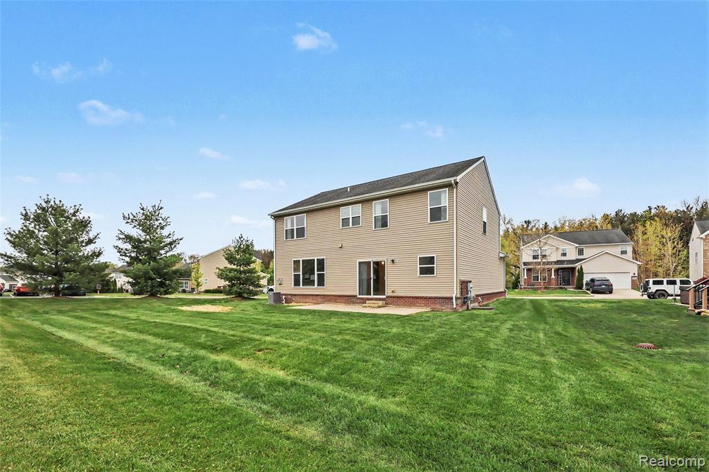 59684 Twin Pines Drive, New Hudson, MI 48165 — Photo 31