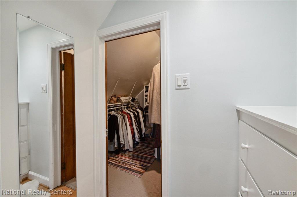 913 ORCHARD GROVE Drive, Royal Oak, MI 48067 — Photo 26