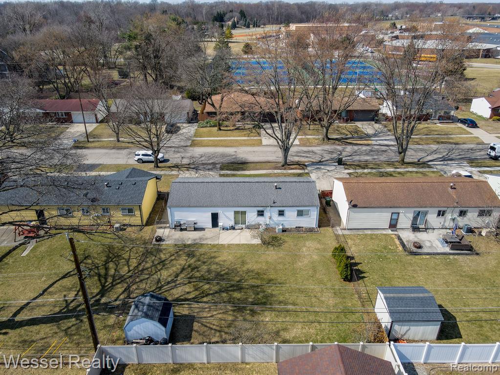 41948 Betley Drive, Sterling Heights, MI 48313 — Photo 22