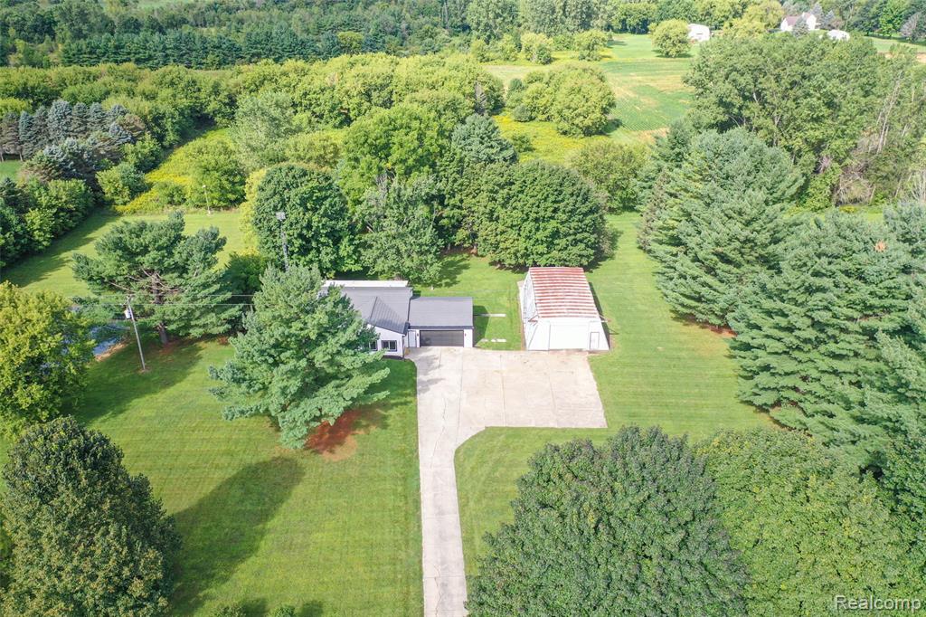 4441 Catlin Road, Columbiaville, MI 48421 — Photo 38
