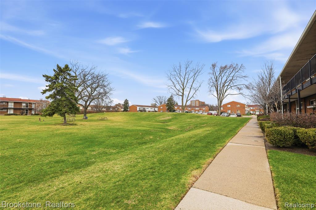 627 McDougall McDougall Street, 77, Detroit, MI 48207 — Photo 21