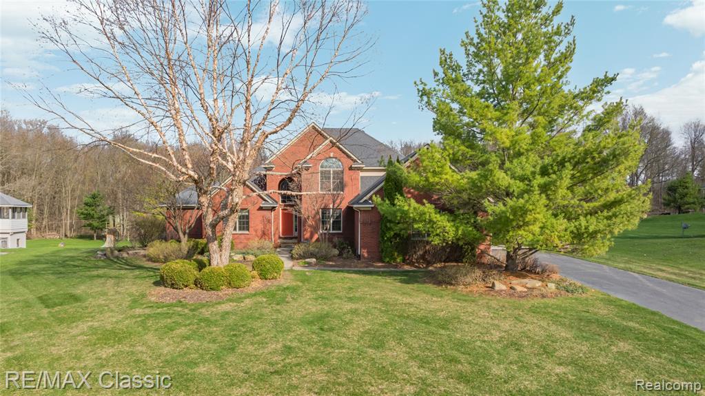 4930 Menominee Lane, Clarkston, MI 48348 — Photo 12