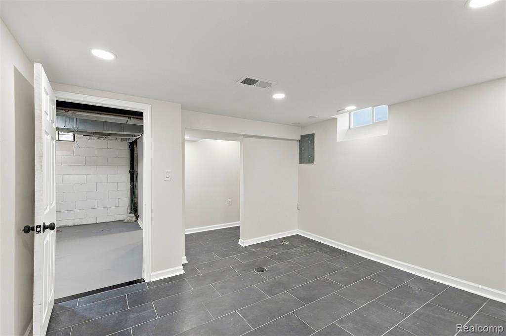 50 Eason Street, Highland Park, MI 48203 — Photo 26