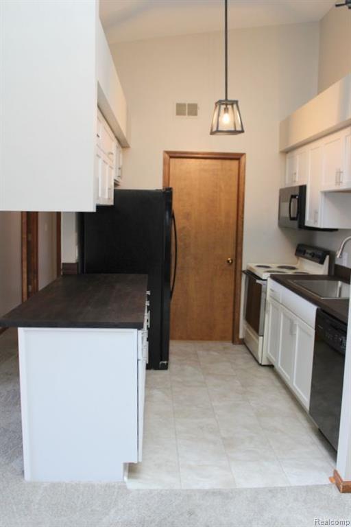 1235 HARBOUR Drive, Trenton, MI 48183 — Photo 13