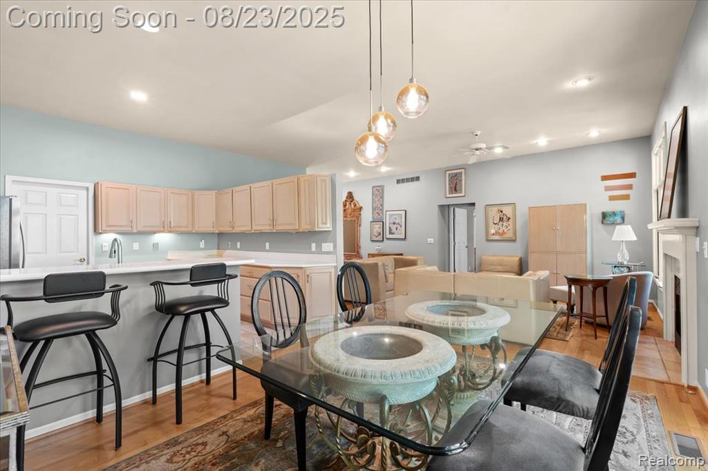 5770 Point Of The Woods Drive, West Bloomfield, MI 48324 — Photo 7