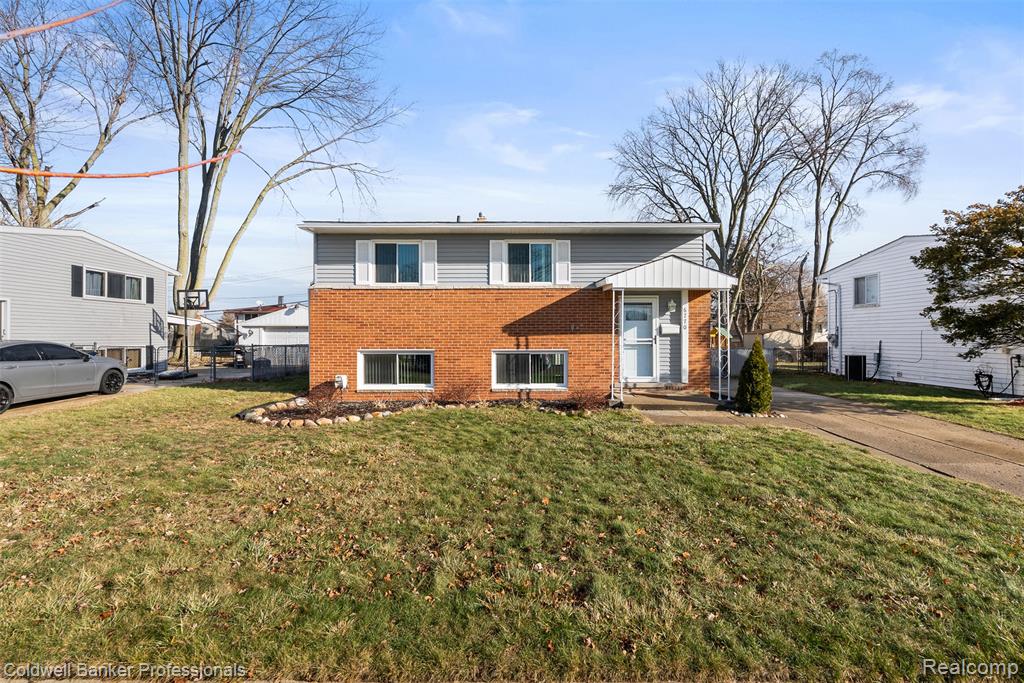 6770 Caribou Street, Westland, MI — Photo 3
