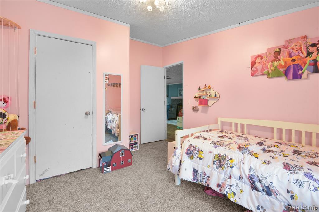 2330 CHARTER OAK Court, Newport, MI 48166 — Photo 44
